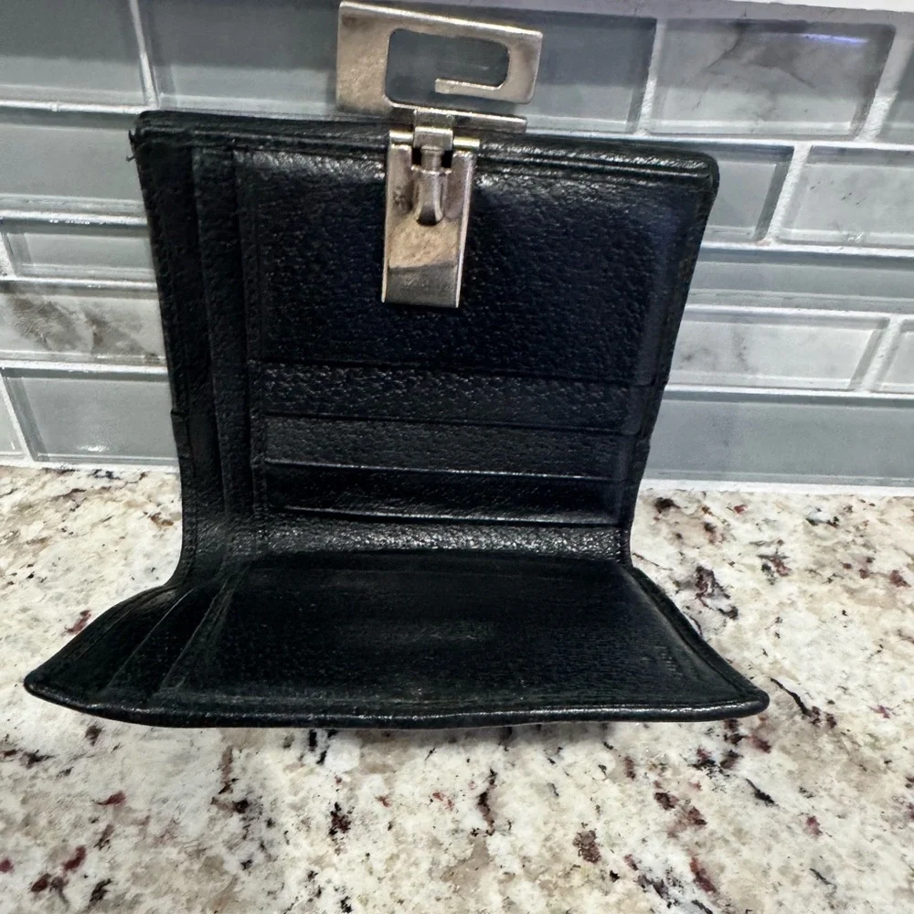 Gucci Compact vintage Wallet - Picture 2 of 9